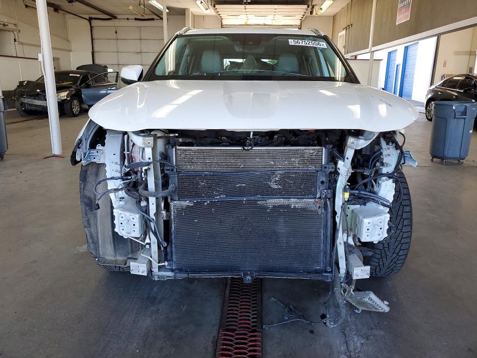 56752556 :رقم المزاد ، 5TDHBRCHXLS507038 vin ، 2020 Toyota Highlander مزاد بيع