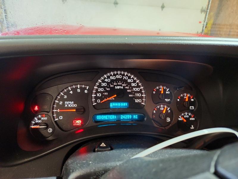58111736 :رقم المزاد ، 1GTGK23U74F102854 vin ، 2004 Gmc Sierra مزاد بيع