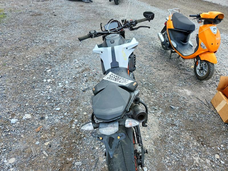 56690726 :رقم المزاد ، VBKTU9400LM800583 vin ، 2020 Ktm 890 مزاد بيع