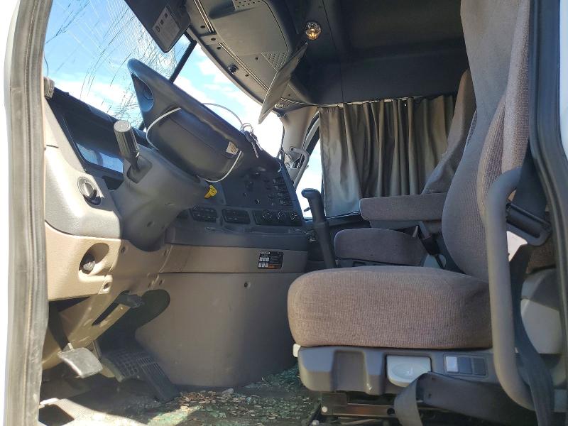2018 Freightliner Cascadia 125 მანქანა იყიდება აუქციონზე, vin: 3AKJGLDR7JSJZ4551, აუქციონის ნომერი: 59760486
