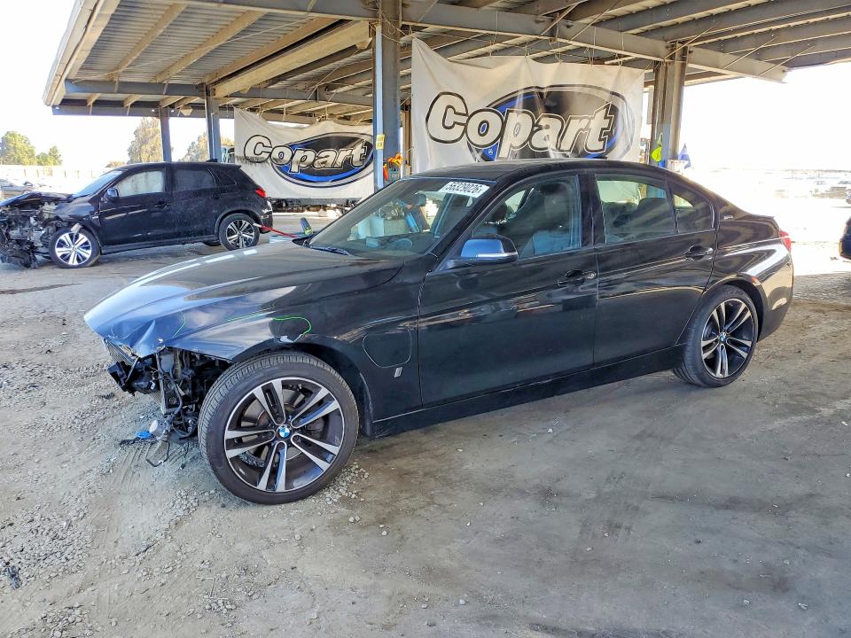56329026 :رقم المزاد ، WBA8E1C59JA178631 vin ، 2018 Bmw 330e مزاد بيع