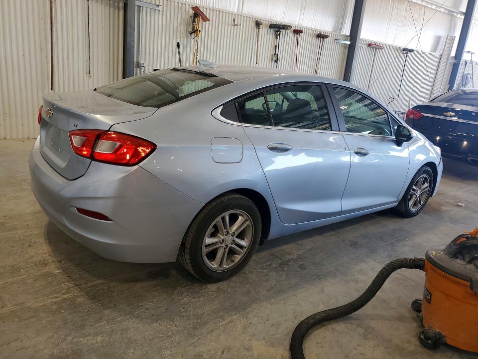 Продаж на аукціоні авто 2018 Chevrolet Cruze, vin: 1G1BE5SM5J7108638, номер лоту: 59535066