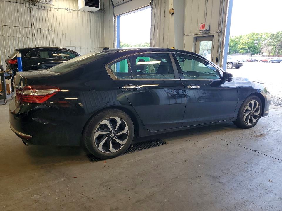 Продажа на аукционе авто 2017 Honda Accord, vin: 1HGCR3F03HA022514, номер лота: 55712876