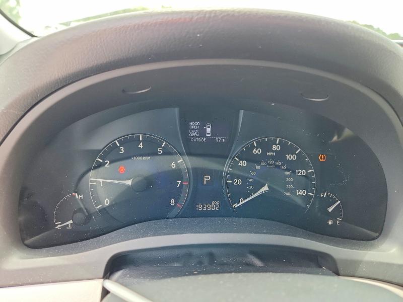56843396 :رقم المزاد ، 2T2ZK1BA0AC007529 vin ، 2010 Lexus Rx مزاد بيع