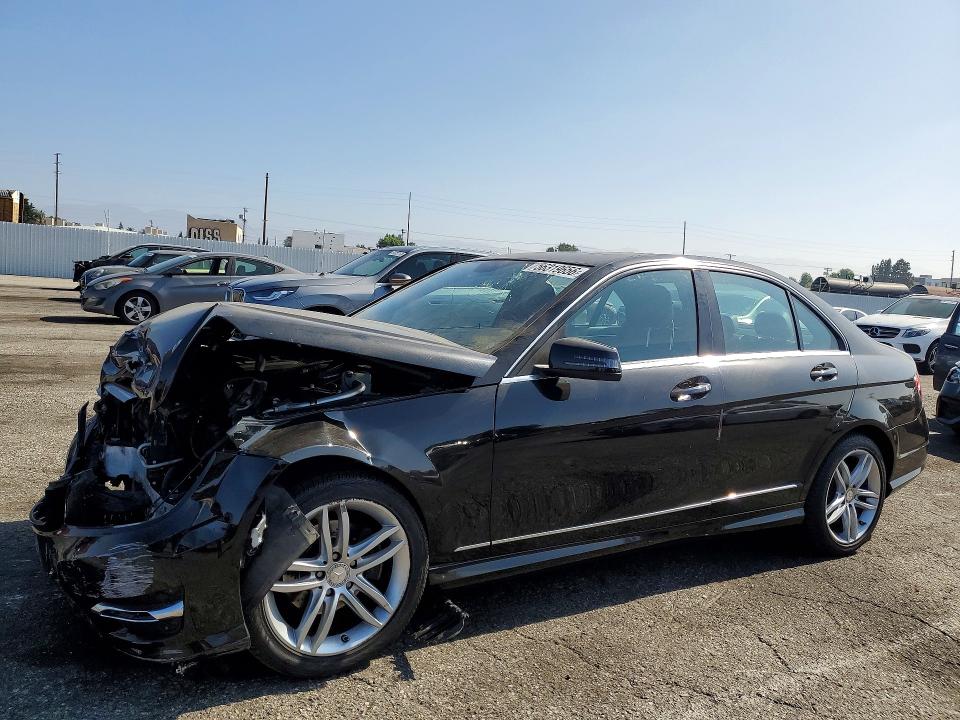 Продажа на аукционе авто 2012 Mercedes-benz C, vin: WDDGF8BB8CR226237, номер лота: 56319656