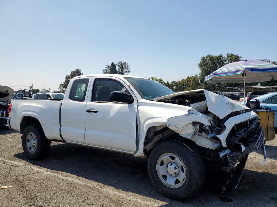 56505296 :رقم المزاد ، 5TFRX5GN5JX112030 vin ، 2018 Toyota Tacoma مزاد بيع
