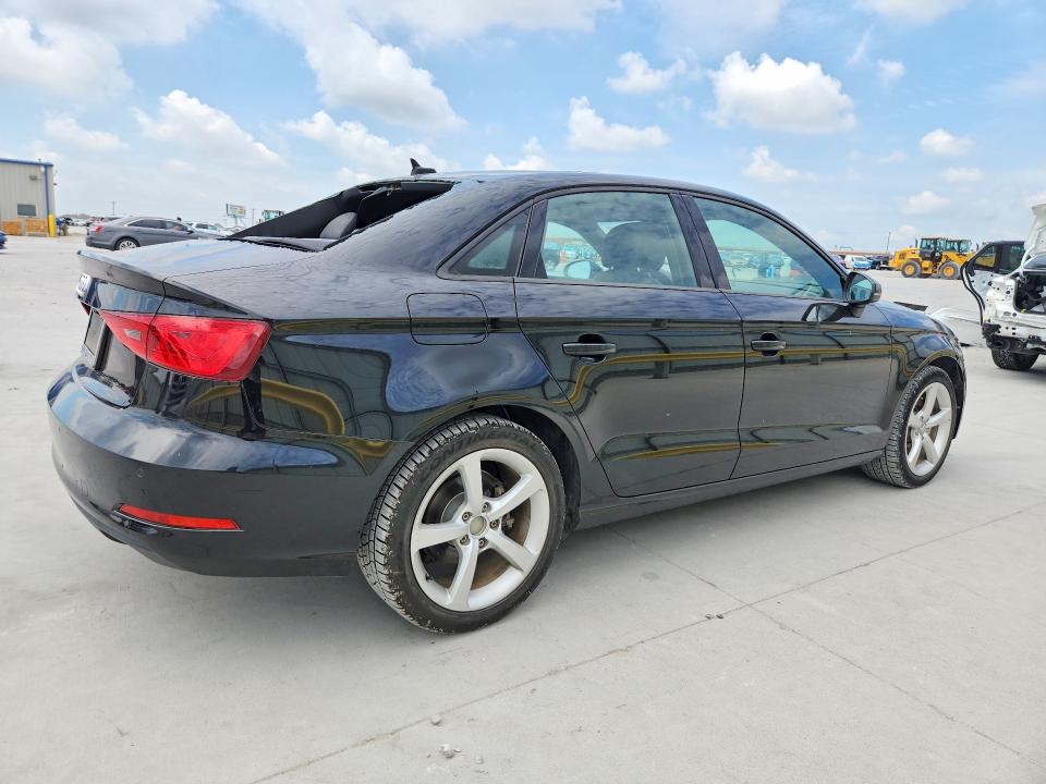 53577376 :رقم المزاد ، WAUA7GFF3G1061817 vin ، 2016 Audi A3 مزاد بيع