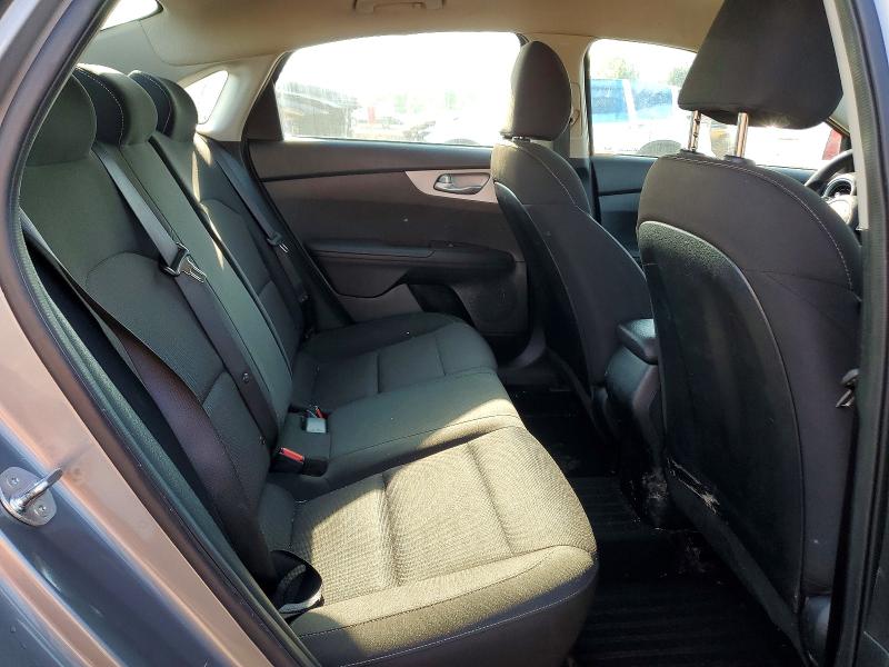 58913266 :رقم المزاد ، 3KPF24ADXRE752001 vin ، 2024 Kia Forte مزاد بيع