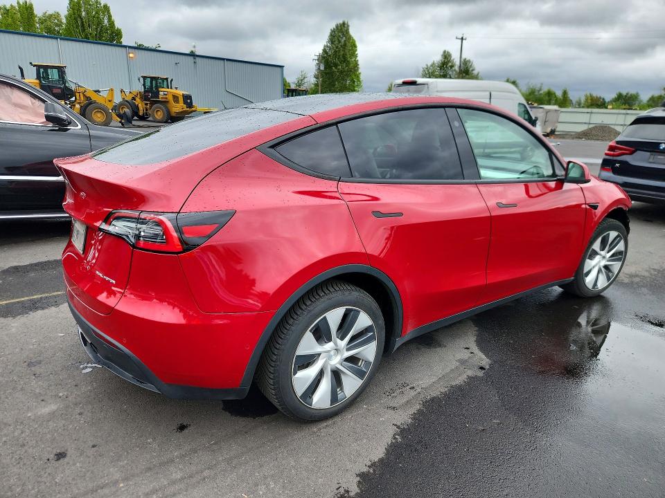 Продажа на аукционе авто 2021 Tesla Model Y, vin: 5YJYGDEE2MF090012, номер лота: 58438076