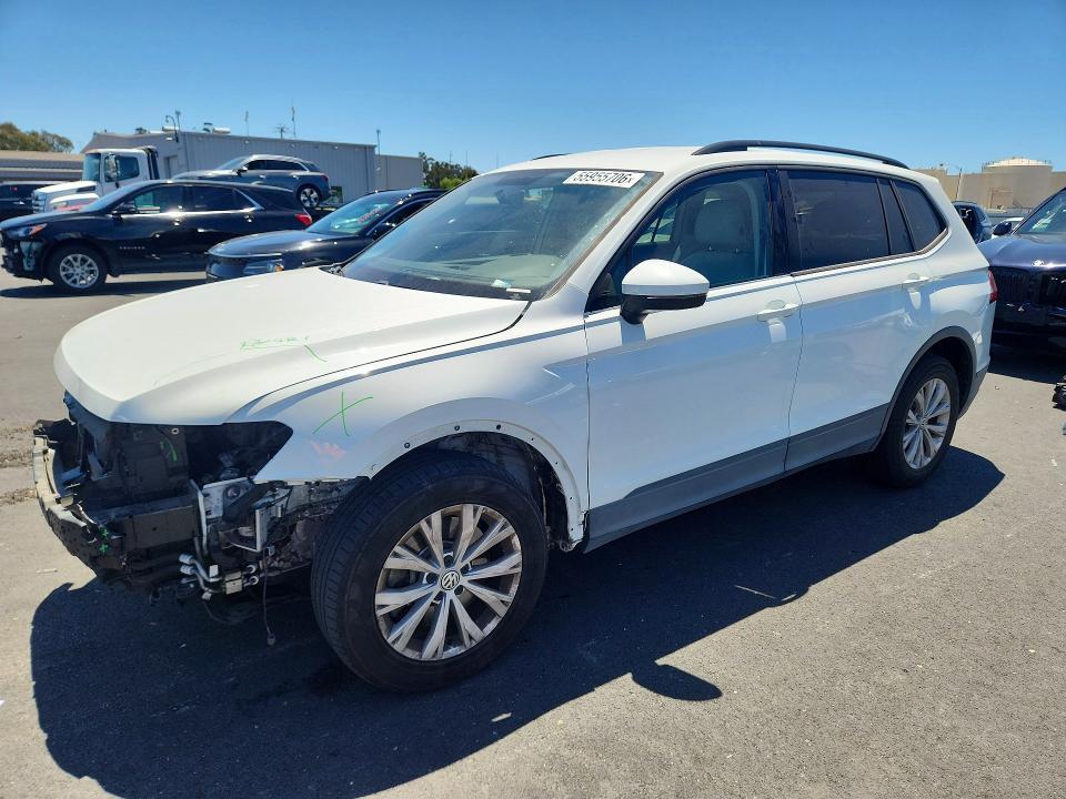 2019 Volkswagen Tiguan მანქანა იყიდება აუქციონზე, vin: 3VV1B7AX0KM147164, აუქციონის ნომერი: 55955706