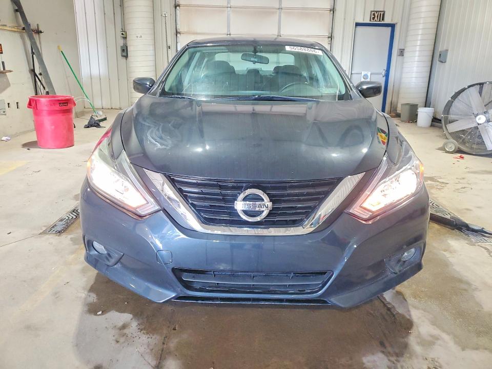 56588886 :رقم المزاد ، 1N4AL3AP7HC272358 vin ، 2017 Nissan Altima مزاد بيع