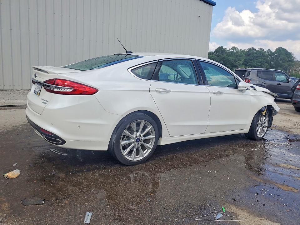 56174246 :رقم المزاد ، 3FA6P0K99JR113261 vin ، 2018 Ford Fusion مزاد بيع