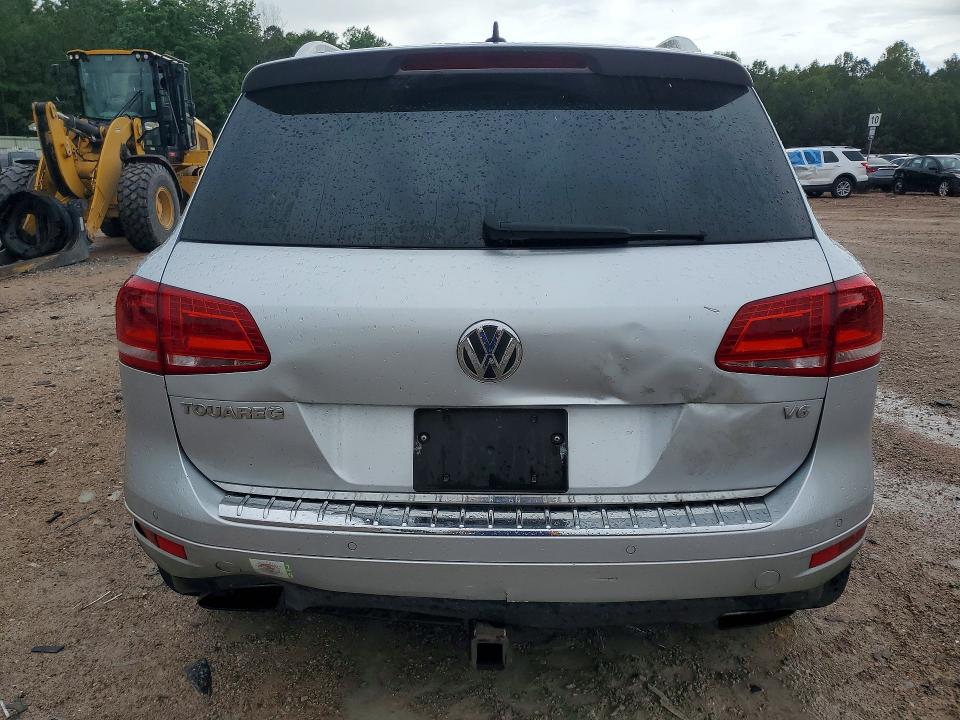 56323956 :رقم المزاد ، WVGFF9BP2CD002994 vin ، 2012 Volkswagen Touareg مزاد بيع