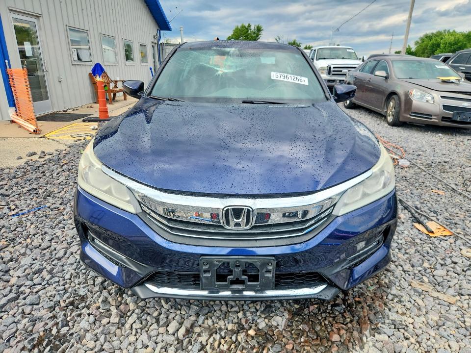 2016 Honda Accord მანქანა იყიდება აუქციონზე, vin: 1HGCR2F57GA082171, აუქციონის ნომერი: 57961266