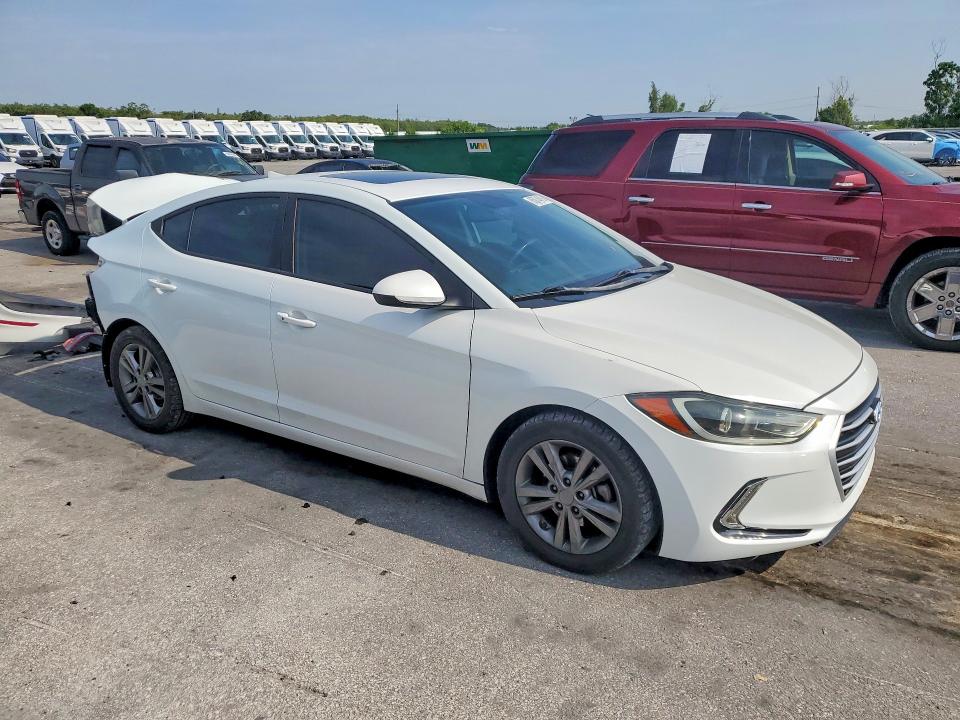 85974615 :رقم المزاد ، 5NPD84LF2HH205223 vin ، 2017 Hyundai Elantra مزاد بيع