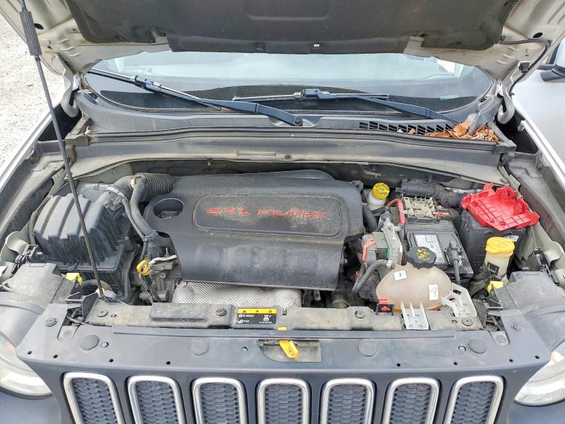 Продажа на аукционе авто 2018 Jeep Renegade, vin: ZACCJABB2JPH21608, номер лота: 54551446