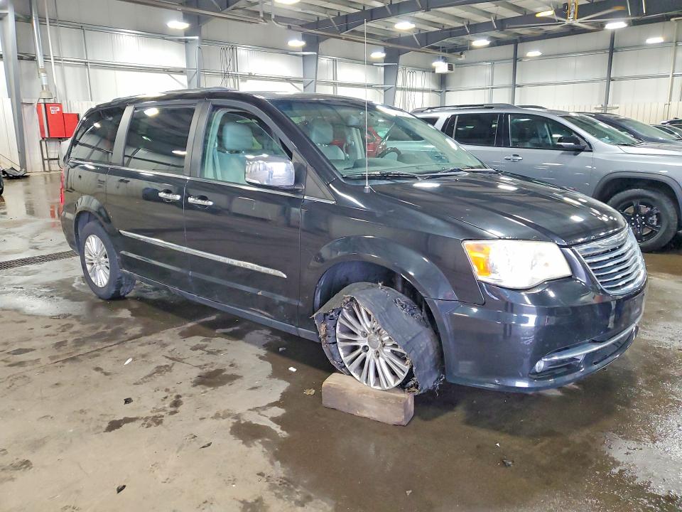 2013 Chrysler Town & Country მანქანა იყიდება აუქციონზე, vin: 2C4RC1GG7DR811104, აუქციონის ნომერი: 56314856