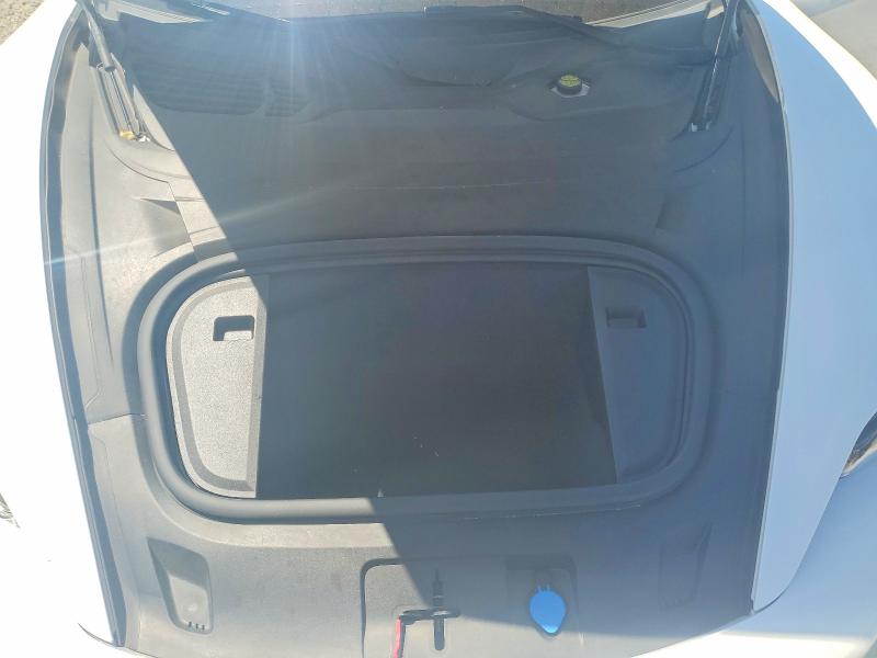 58306876 :رقم المزاد ، WP0AD2Y12NSA59423 vin ، 2022 Porsche Taycan مزاد بيع