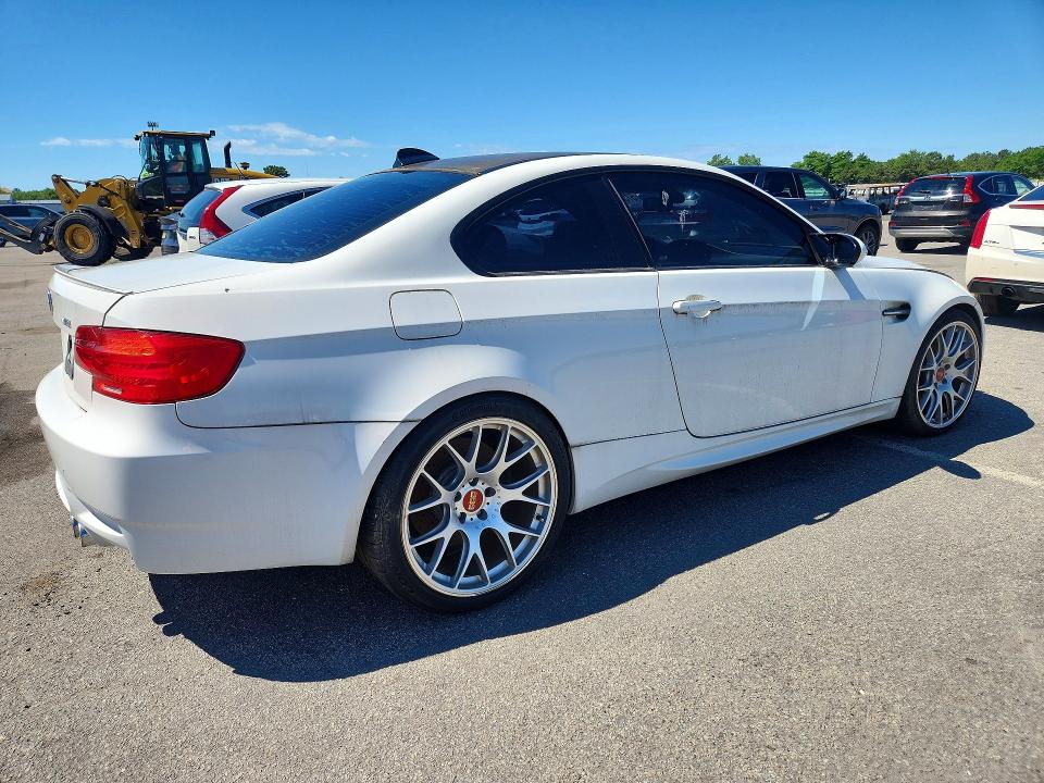 2008 Bmw M3 მანქანა იყიდება აუქციონზე, vin: WBSWD93538PY42322, აუქციონის ნომერი: 57307696
