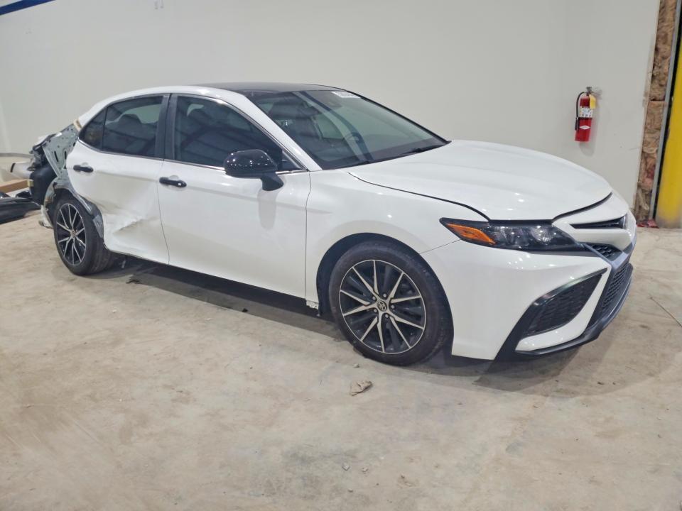 2021 Toyota Camry მანქანა იყიდება აუქციონზე, vin: 4T1G11AK4MU489143, აუქციონის ნომერი: 58894846
