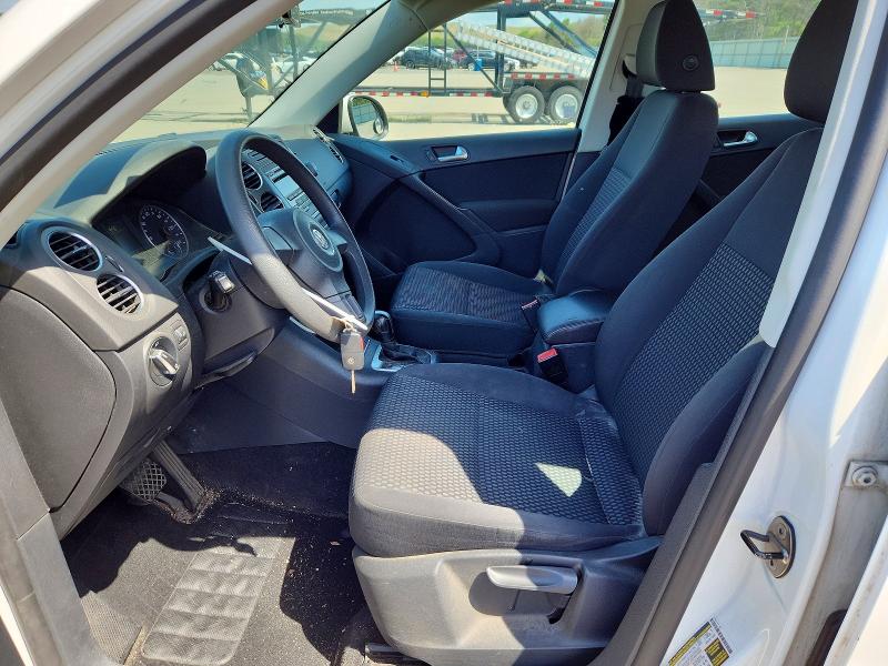 57186576 :رقم المزاد ، WVGBV7AX2BW524096 vin ، 2011 Volkswagen Tiguan مزاد بيع