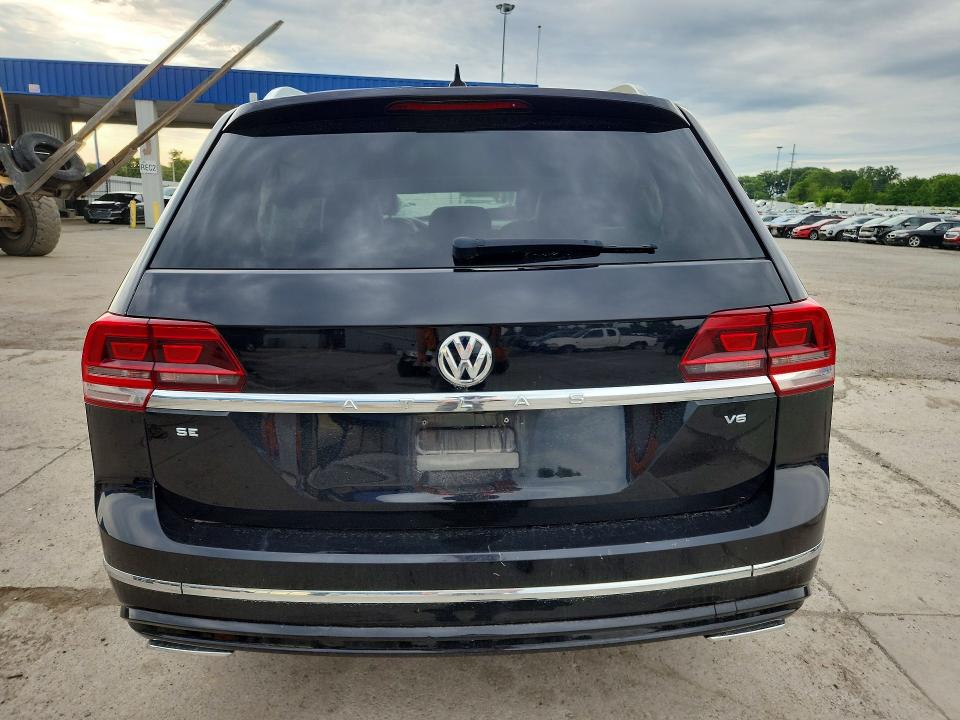 58926366 :رقم المزاد ، 1V2YR2CA2KC539177 vin ، 2019 Volkswagen Atlas مزاد بيع