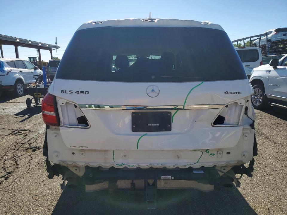 57003366 :رقم المزاد ، 4JGDF6EE3HA965797 vin ، 2017 Mercedes-benz Gls مزاد بيع