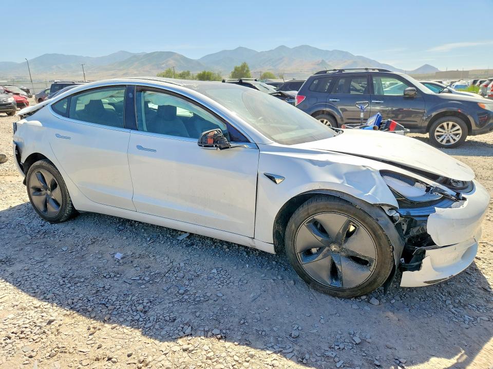 2019 Tesla Model 3 მანქანა იყიდება აუქციონზე, vin: 5YJ3E1EA1KF427262, აუქციონის ნომერი: 55894256