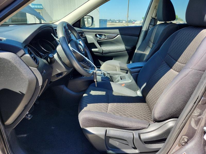 56308796 :رقم المزاد ، 5N1AT2MN5HC834820 vin ، 2017 Nissan Rogue مزاد بيع