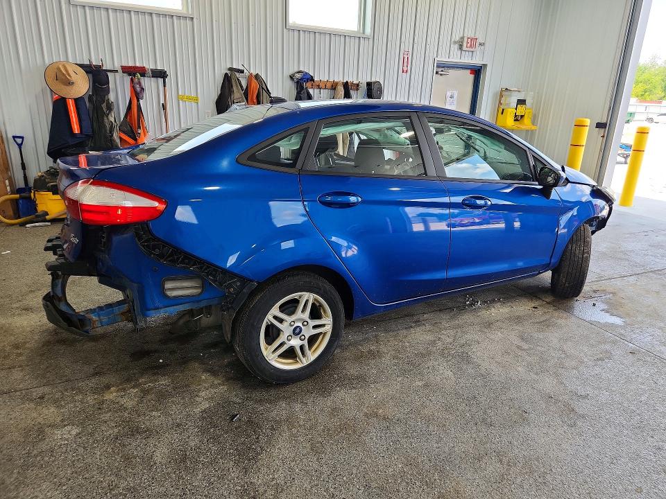 2019 Ford Fiesta მანქანა იყიდება აუქციონზე, vin: 3FADP4BJ1KM135052, აუქციონის ნომერი: 85607185