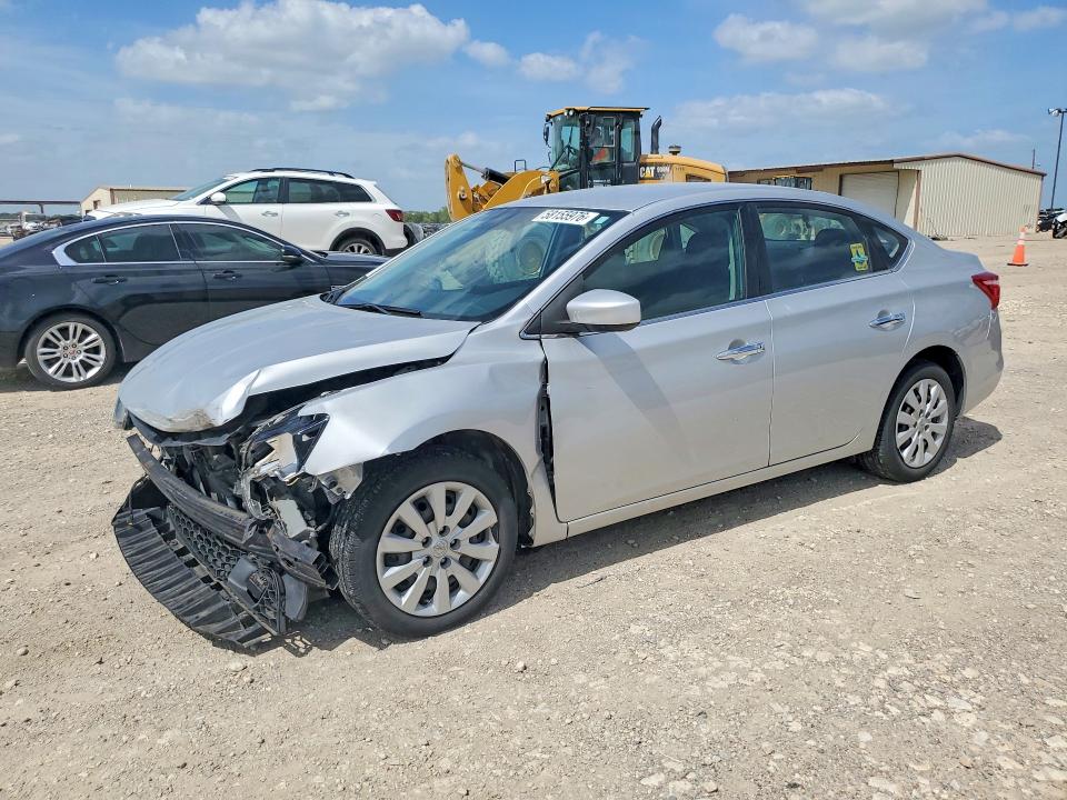 2018 Nissan Sentra მანქანა იყიდება აუქციონზე, vin: 3N1AB7AP0JY211003, აუქციონის ნომერი: 58155976