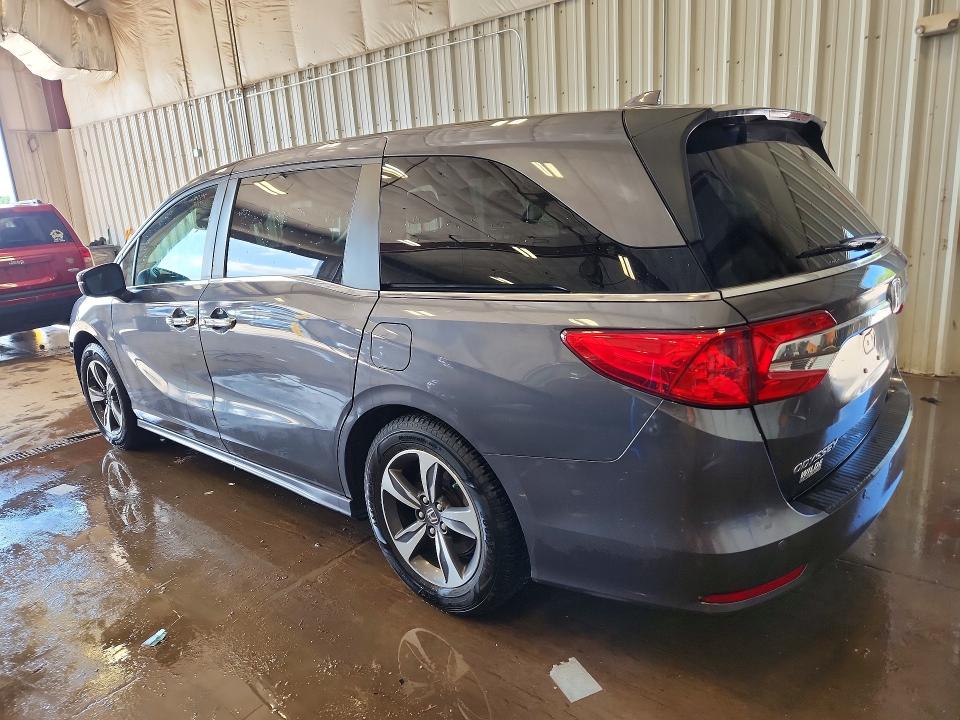 58696306 :رقم المزاد ، 5FNRL6H89JB098847 vin ، 2018 Honda Odyssey مزاد بيع
