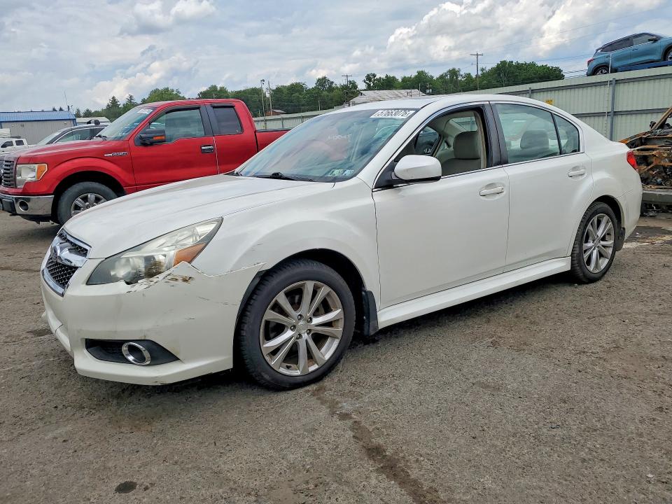 57663076 :رقم المزاد ، 4S3BMBN6XE3032577 vin ، 2014 Subaru Legacy مزاد بيع