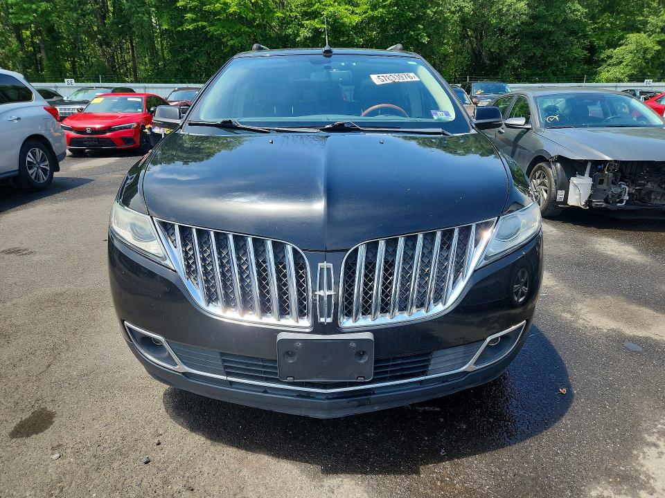 57893976 :رقم المزاد ، 2LMDJ8JK1DBL23782 vin ، 2013 Lincoln Mkx مزاد بيع