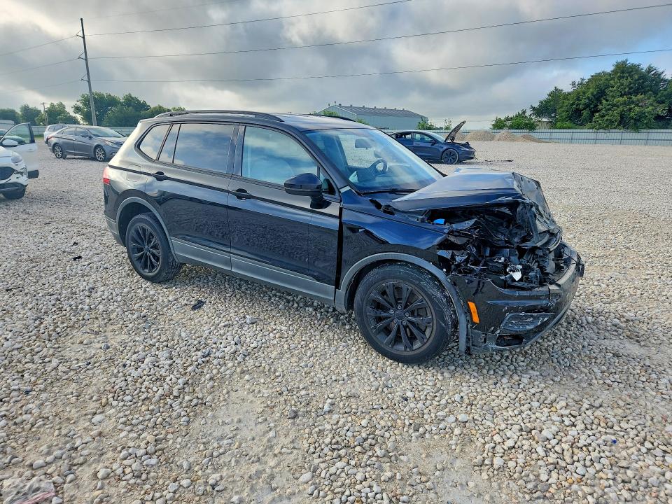 2019 Volkswagen Tiguan მანქანა იყიდება აუქციონზე, vin: 3VV1B7AX4KM173685, აუქციონის ნომერი: 57776106