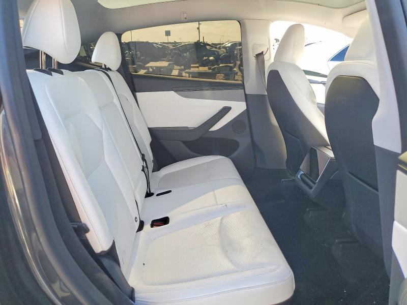 2026 Tesla Model Y მანქანა იყიდება აუქციონზე, vin: 7SAYGDED0TF386011, აუქციონის ნომერი: 56892376