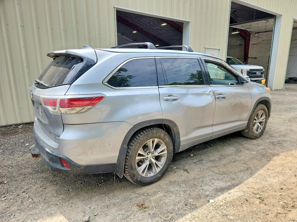 59158926 :رقم المزاد ، 5TDJKRFH2FS140699 vin ، 2015 Toyota Highlander مزاد بيع