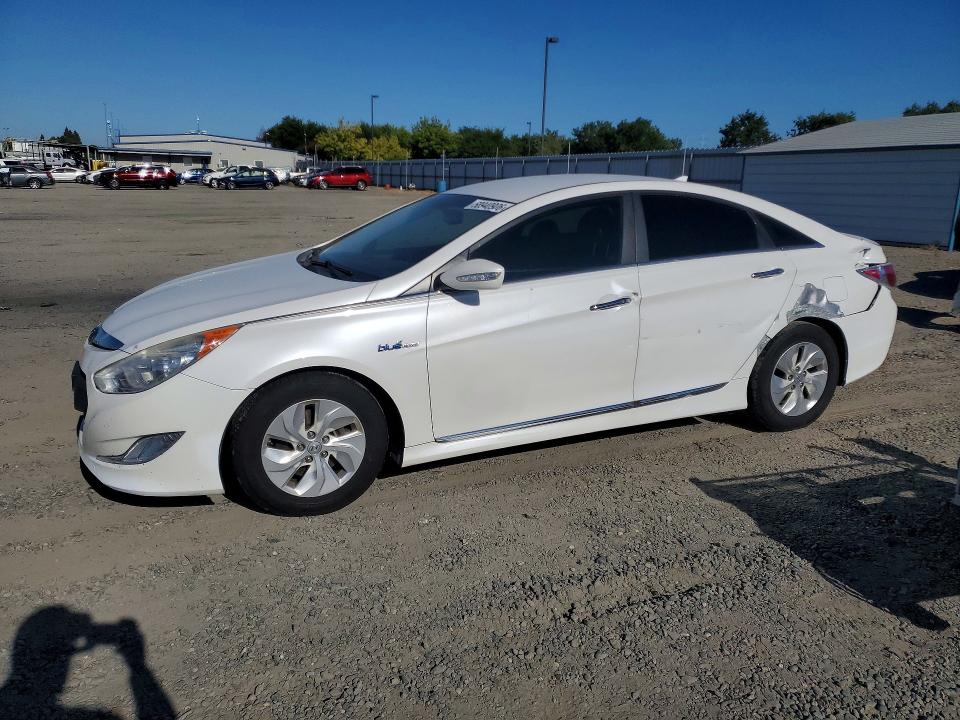 2013 Hyundai Sonata მანქანა იყიდება აუქციონზე, vin: KMHEC4A4XDA099461, აუქციონის ნომერი: 58940906