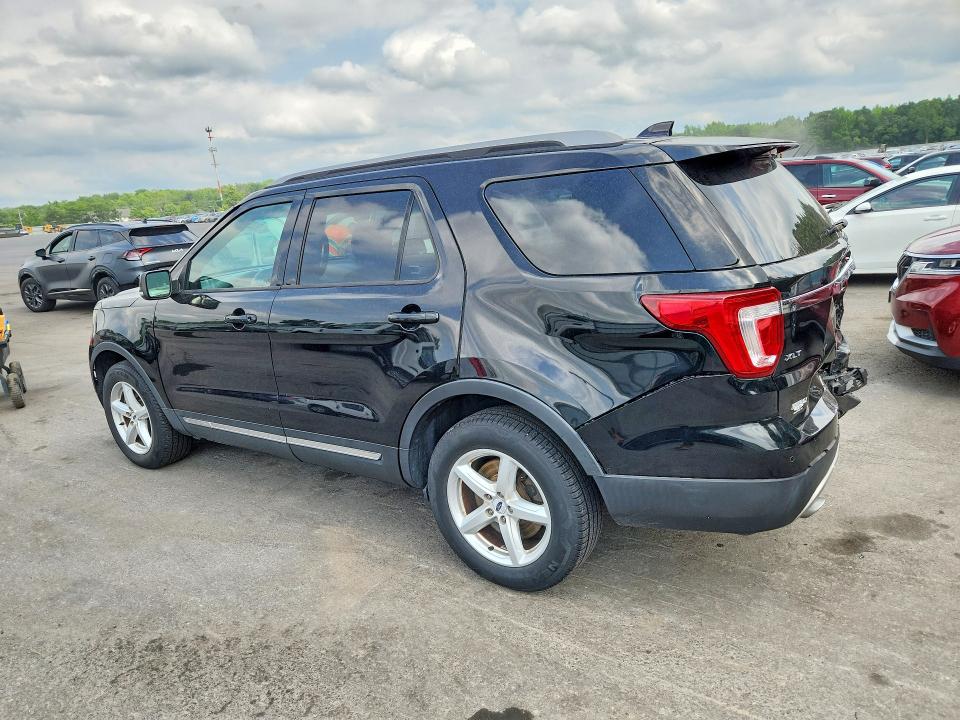 56303936 :رقم المزاد ، 1FM5K8D89HGA19787 vin ، 2017 Ford Explorer مزاد بيع