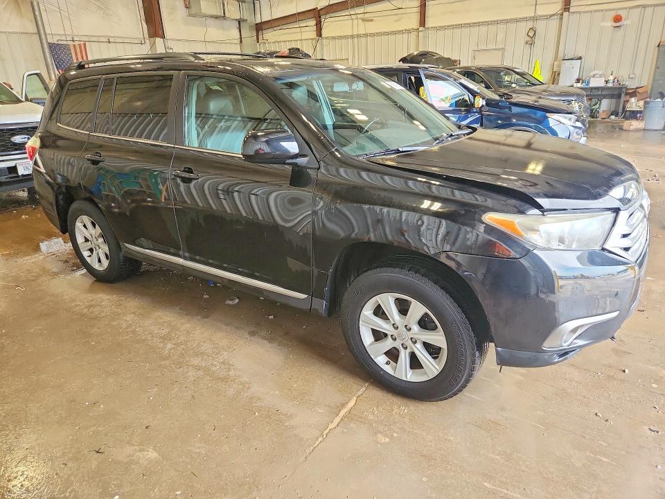 Продажа на аукционе авто 2013 Toyota Highlander, vin: 5TDBK3EH5DS253272, номер лота: 58473186