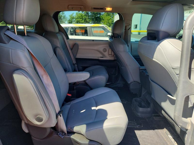 Auction sale of the 2021 Toyota Sienna, vin: 5TDJSKFCXMS028967, lot number: 58119246