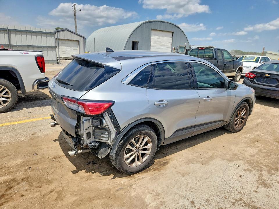 2022 Ford Escape მანქანა იყიდება აუქციონზე, vin: 1FMCU0G63NUB56511, აუქციონის ნომერი: 57167796