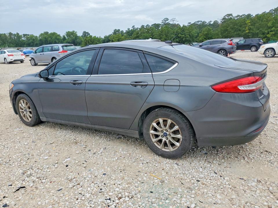 56490626 :رقم المزاد ، 3FA6P0G71HR273748 vin ، 2017 Ford Fusion مزاد بيع