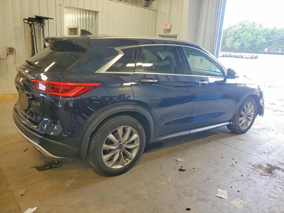 2021 Infiniti Qx50 მანქანა იყიდება აუქციონზე, vin: 3PCAJ5BB1MF117428, აუქციონის ნომერი: 55988176