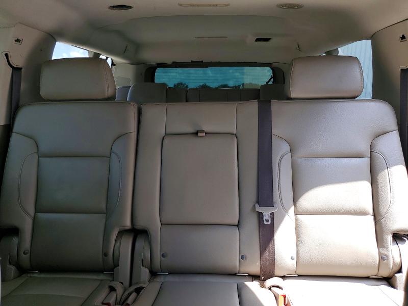 Продаж на аукціоні авто 2018 Chevrolet Suburban, vin: 1GNSCHKC5JR371326, номер лоту: 55956856