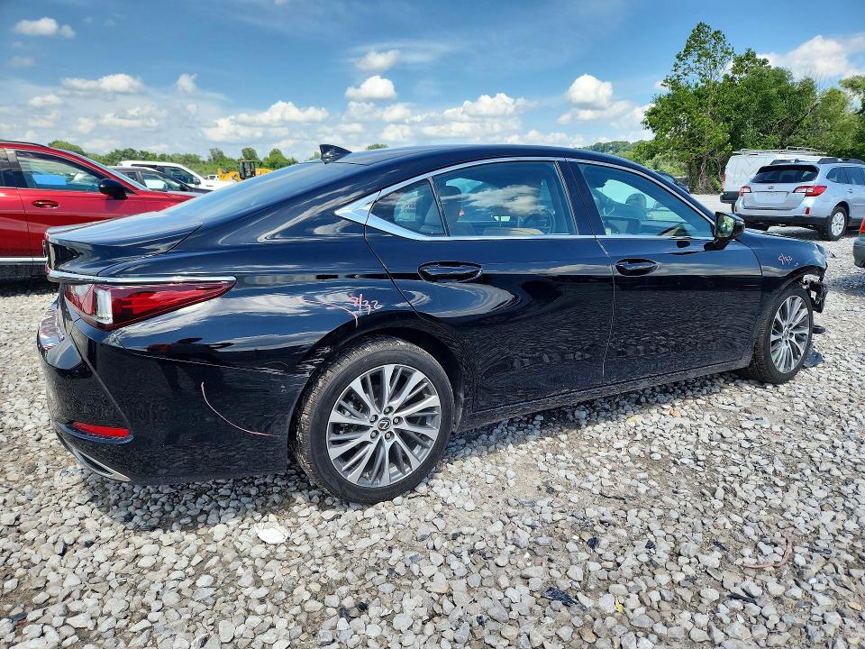 56772826 :رقم المزاد ، 58ADZ1B13LU071245 vin ، 2020 Lexus Es مزاد بيع