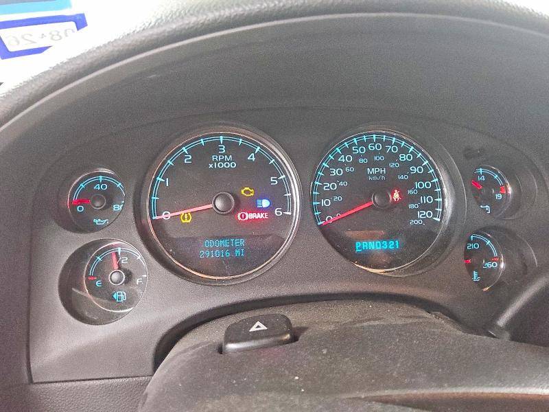 57665496 :رقم المزاد ، 1GNFC16J77J372227 vin ، 2007 Chevrolet Suburban مزاد بيع
