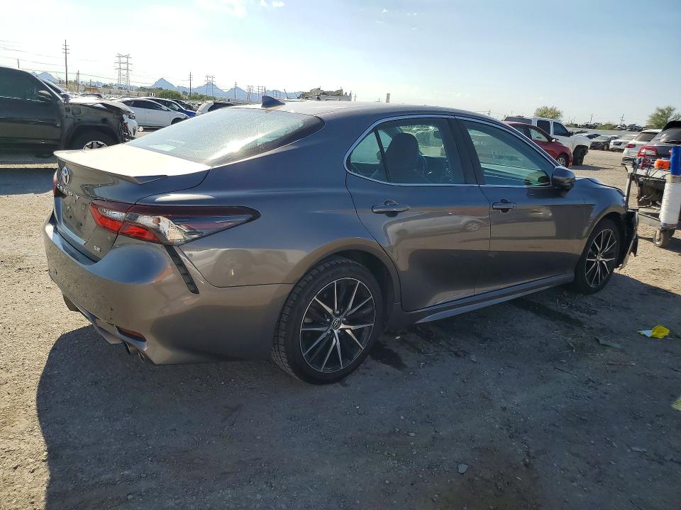 Продажа на аукционе авто 2021 Toyota Camry, vin: 4T1G11AK2MU542213, номер лота: 56216626