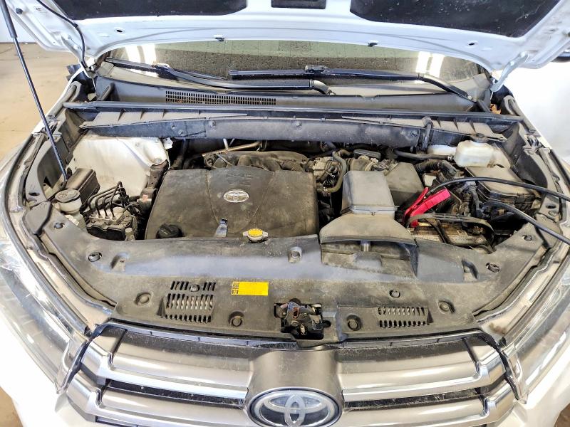 Продажа на аукционе авто 2017 Toyota Highlander, vin: 5TDDZRFH4HS422743, номер лота: 54854706