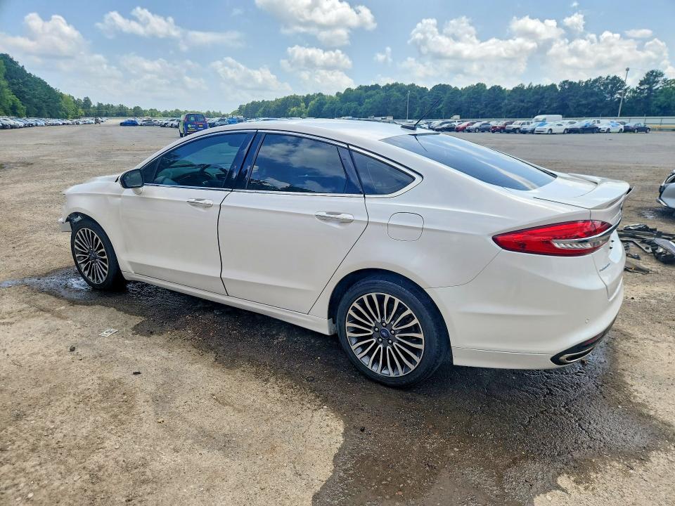 56161166 :رقم المزاد ، 3FA6P0D93JR151162 vin ، 2018 Ford Fusion مزاد بيع